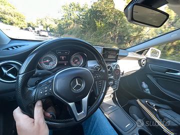 Mercedes Benz CLA