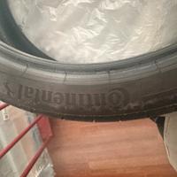 Gomme auto