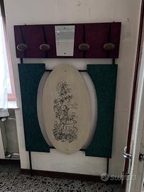 Appendiabiti a parete