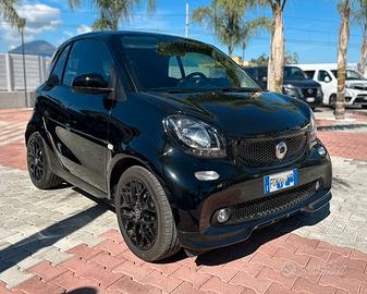 smart forTwo 0.9 t Passion 90CV Twinamic Uff Italy