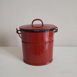 Porta vivande Portapranzo vintage in metallo. Toro