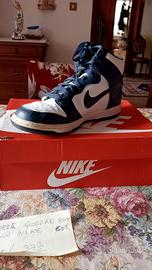 Nike  donna usate colore blu e bianche 