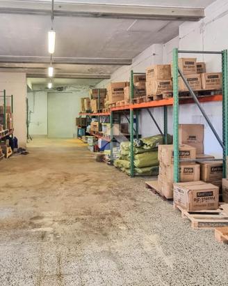 MAGAZZINO A CALCO