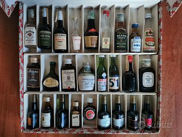 Liquori mignon anni '70 - Collezionismo In vendita a Torino