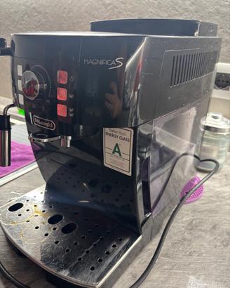 DeLonghi Magnifica S