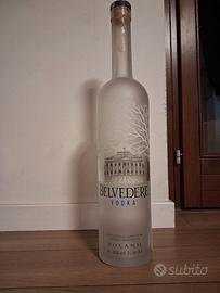 bottiglia vuota Belvedere vodka formato 3 litri