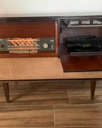 Mobile Radio Vintage Graetz con Giradischi BSR