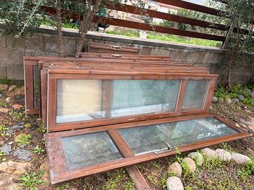 Finestre e portefinestre senza telaio a 10 euro