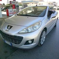 PEUGEOT 207 1.6 8V HDi 112CV CC Allure