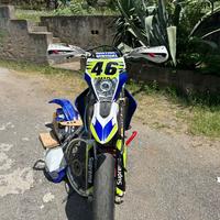 Wr 450 Preparato Motard patente A2