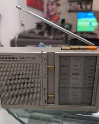 Radio vintage Grundig Hit Boy 100 - Funzionante