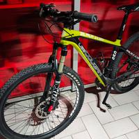 Lee Cougan Black Icon 650, Carbonio taglia M