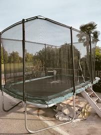Trampolino elastico