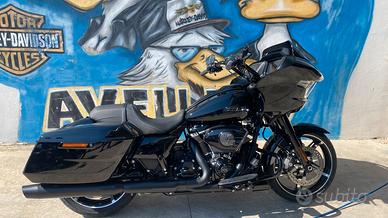 Harley-davidson Road Glide MY25 VIVID BLK/ BLK TRI