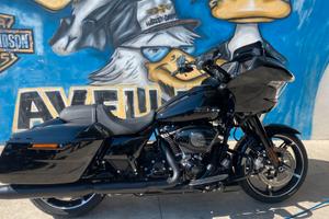 Harley-davidson Road Glide MY25 VIVID BLK/ BLK TRI