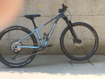 Bici MTB 27.5" cannondale