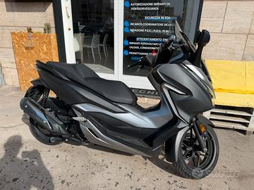 Honda Forza 300 ABS 11/2018 in perfetto stato