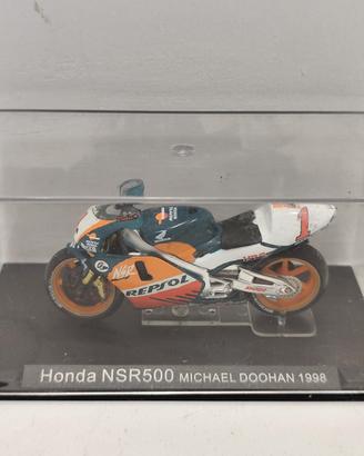 Modellino Honda NSR500 Mick Doohan