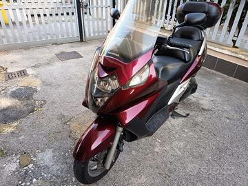 Honda Silverwing 600