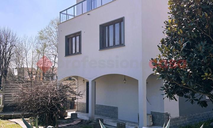 Villa o villino Landriano [Cod. rif 3221852VRG]
