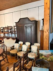 Mobili Arte Povera e Liberty quadri ecc ecc