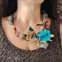 Collana lavorazikne artigianale con fiore