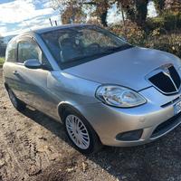 Lancia Ypsilon 1.2 Argento