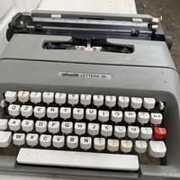 Olivetti lettera 35 beige typewriter designed