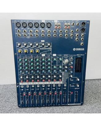 Mixer Yamaha 12 canali con effetti