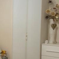 Porta in vetro a libro con telaio per amadio