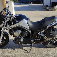 Bt 1100