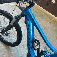 Mountain bike elettrica GIANT E-STANCE