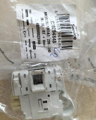 blocco oblò lavatrice Hotpoint ariston