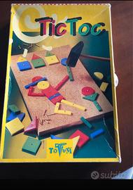 Gioco creativo Tic Toc Totum c/martello e chiodini