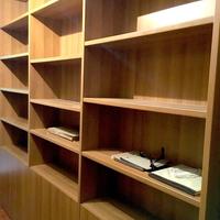 Libreria-Armadio in legno