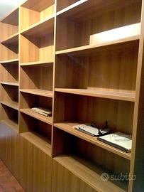 Libreria-Armadio in legno