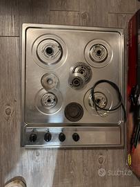 Piano cottura 4 fuochi Smeg