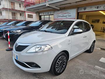 Lancia Ypsilon 1.2 benz. 69cv GOLD