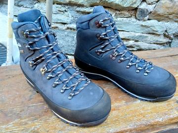 Scarponi montagna o lavoro prot.antinfortunistiche