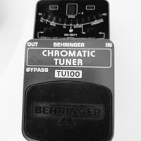 Accordatore Behringer Chromatic Tuner TU100 Bypass