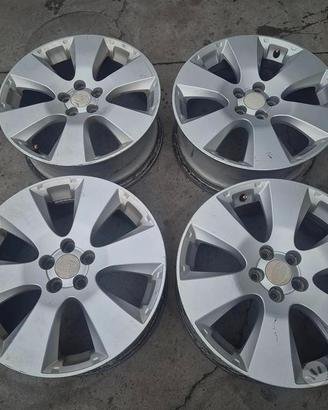 Cerchi In Lega Da 17" Per Subaru Forester 2009