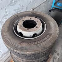 Gomme anteriori 265/70 R 17,5 HANKOOK