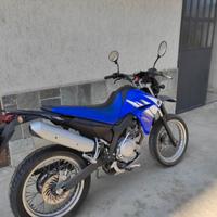 YAMAHA XT 125X