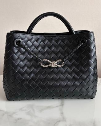 Borsa a mano  Bottega Veneta in pelle nera