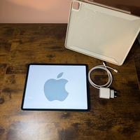iPad Pro 12,9 4ª gen 128GB Wi-Fi + ESR