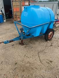 Botte per acqua carrellata per animali