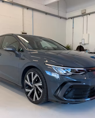 Volkswagen Golf 2.0 TDI 150 CV DSG SCR R-Line