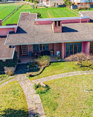 SPLENDIDA VILLA INDIPENDENTE