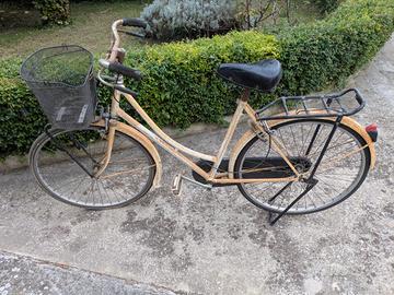Bicicletta olandesina da sistemare 
