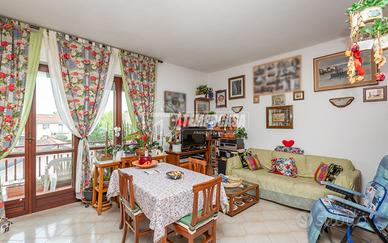 4 LOCALI con CANTINA e POSTO AUTO COPERTO